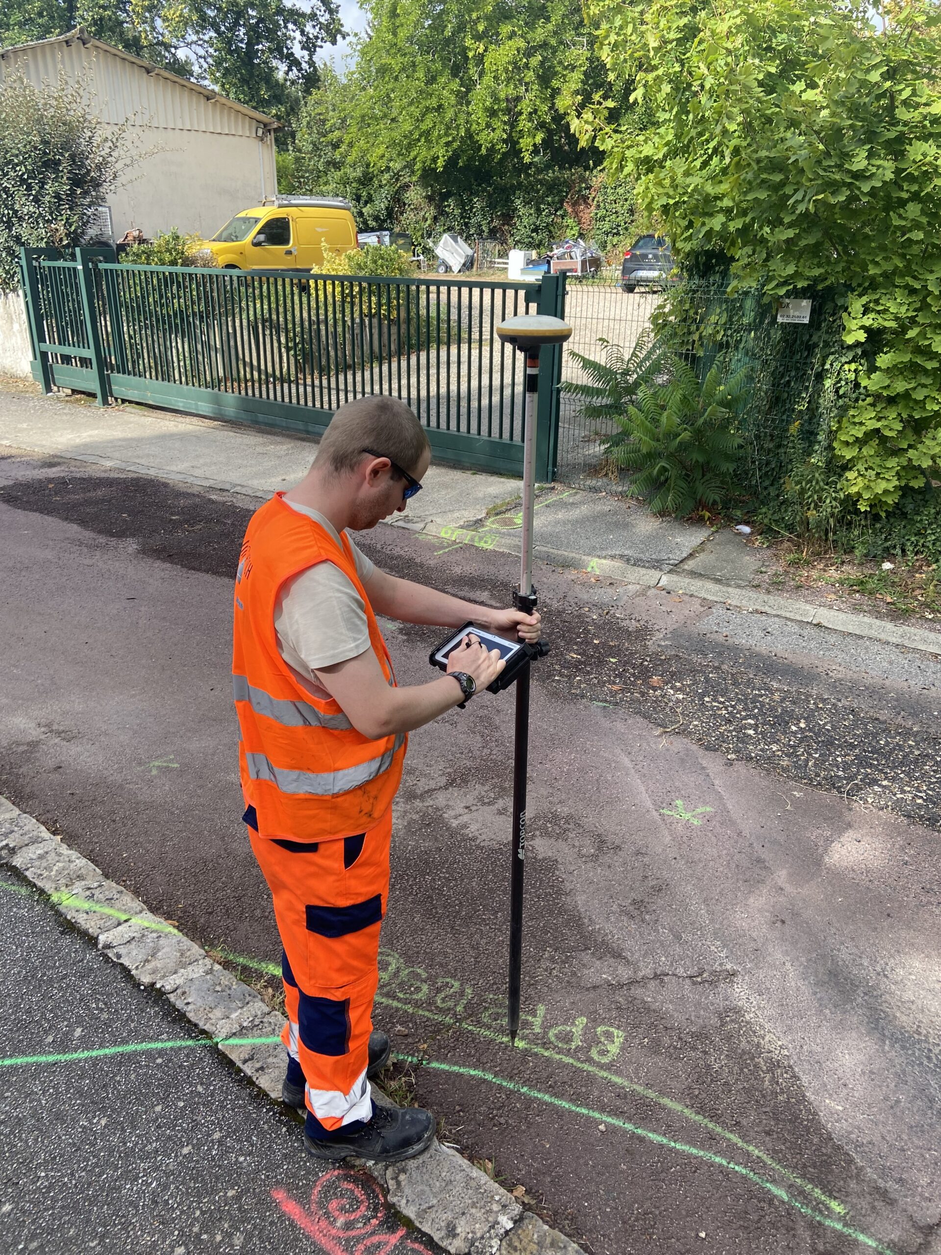 Relevé de corps de rue à Montfort l’Amaury